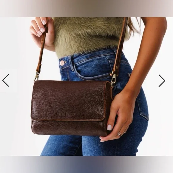 Portland Leather Classic METRO CROSSBODY & Sidekick Makeup Pouch in Coldbrew - Picture 2 of 9